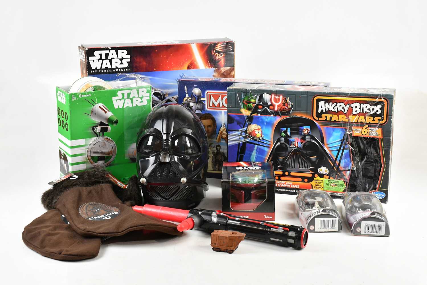 Lot 9 - STAR WARS; a collection of figures, vehicles...