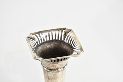Lot 80 - CARRINGTON & CO; a George V hallmarked silver...