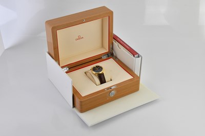 Lot 37 - OMEGA; a gentleman's 18ct yellow gold De Ville...
