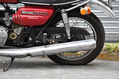 Lot 2065 - SUZUKI; GT750, 750cc, showing 23,573 miles,...