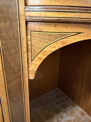 Lot 6 - A fine late Victorian satinwood and...