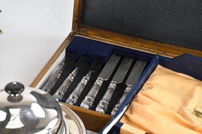 Lot 8 - A collection of plated items including a...