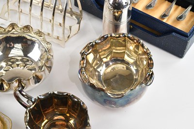 Lot 8 - A collection of plated items including a...