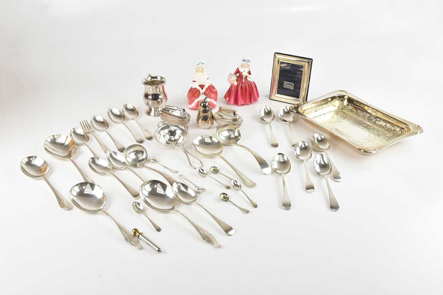 Lot 17 - A collection of silver plated items, including...