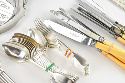 Lot 43 - A collection of silver plated cutlery...