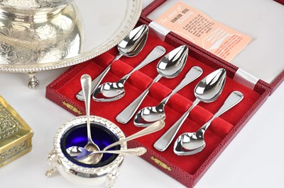 Lot 34 - A collection of silver plated items, to...