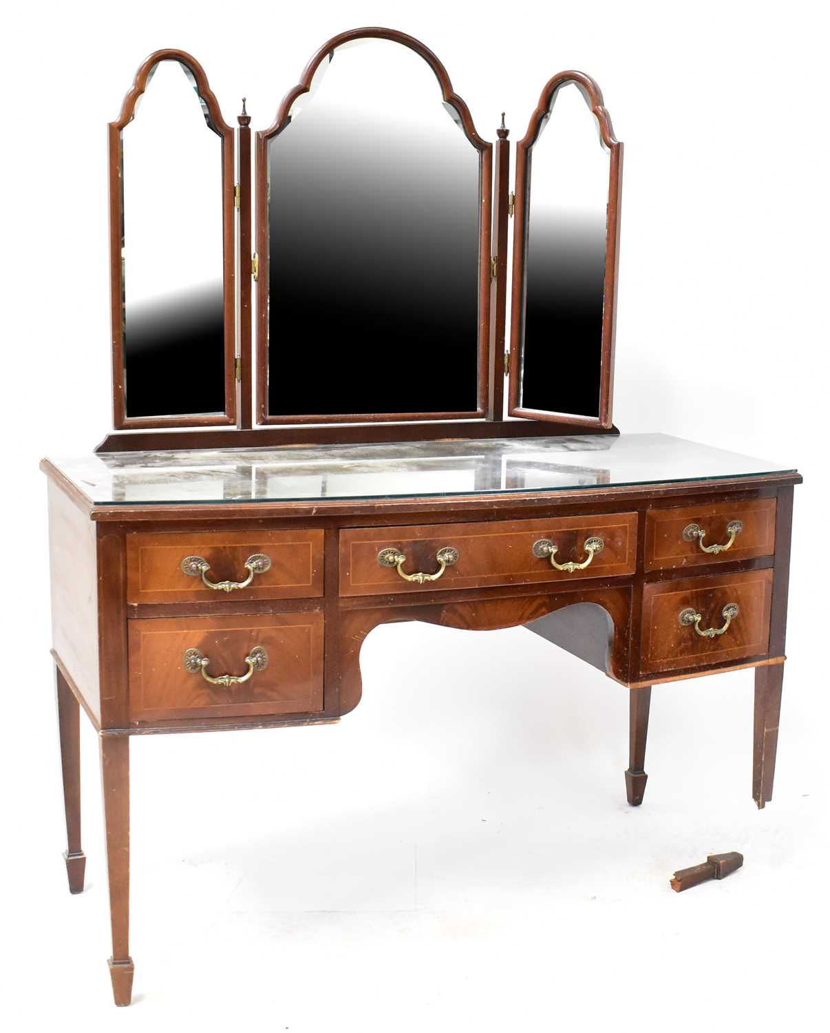 Lot 39 - An Edwardian mahogany line inlaid bow-fronted...