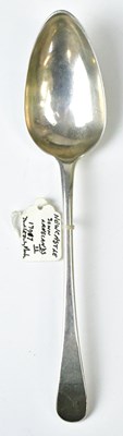 Lot 722 - JOHN LANGLANDS II; a George III hallmarked...