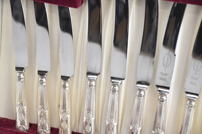 Lot 12 - VINER'S LTD; a silver plated canteen of Kings...