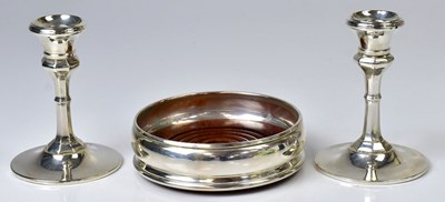 Lot 684 - HENRY MATTHEWS; a pair of George V hallmarked...