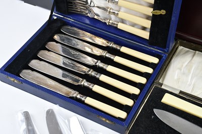 Lot 16 - A collection of assorted silver plate...