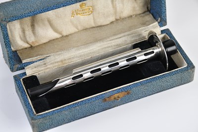 Lot 411 - ADIE BROTHERS LTD; a George V hallmarked...