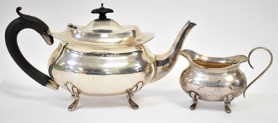 Lot 695 - JOSEPH GLOSTER LTD; a George V hallmarked...