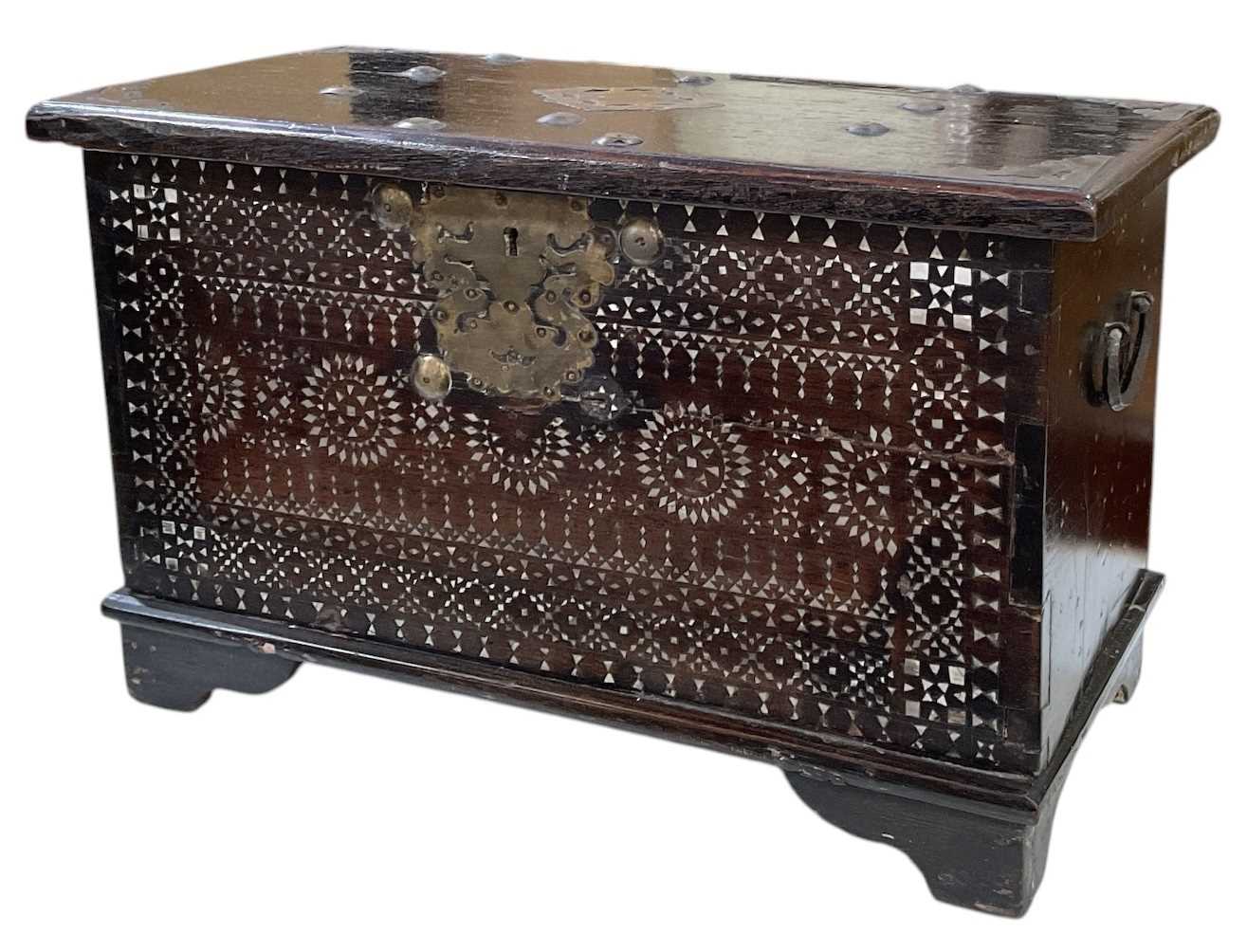Lot 46 - A late 19th/early 20th century African carved...