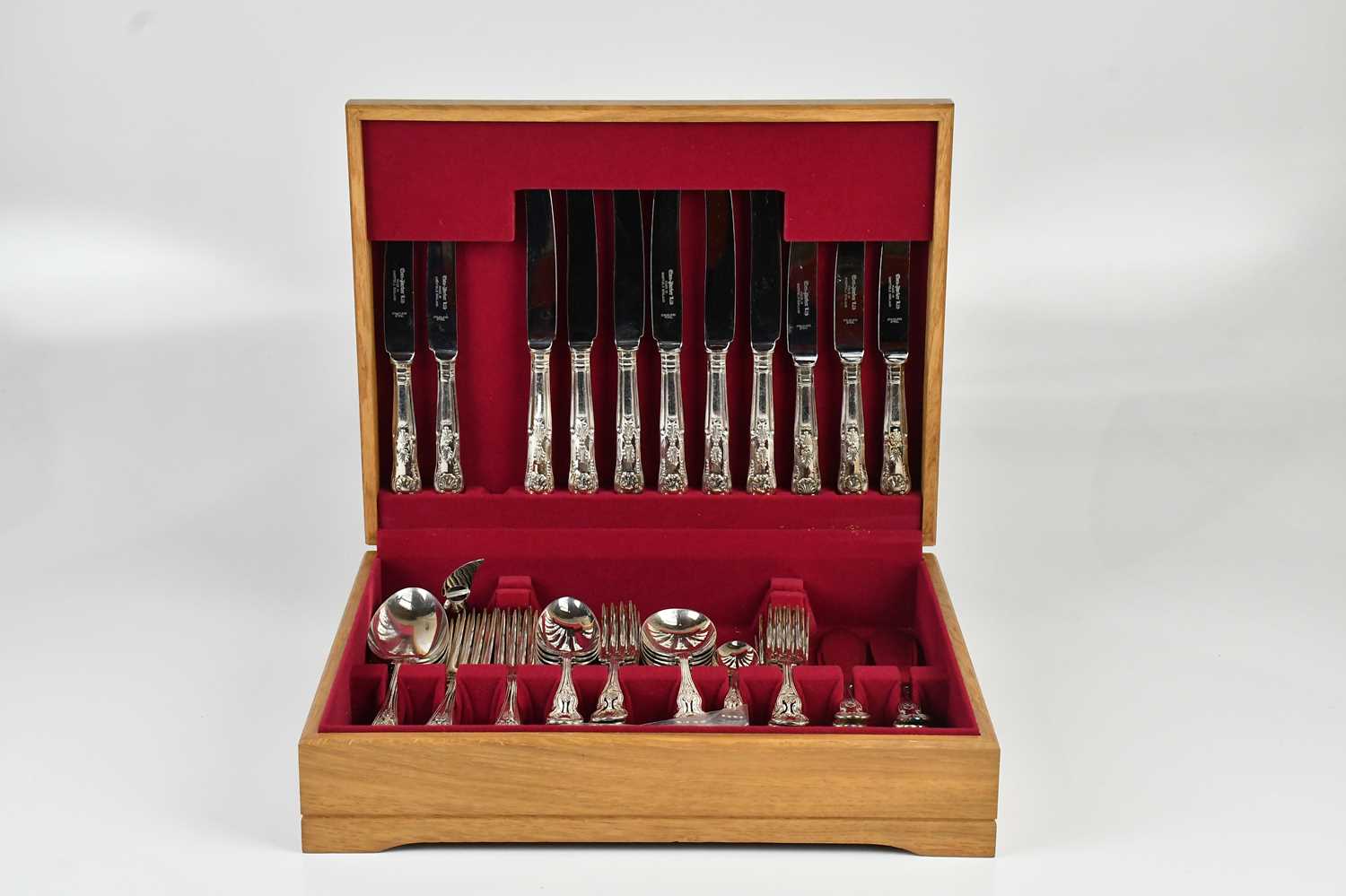 Lot 15 - A silver plated canteen of Kings pattern...