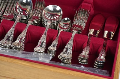 Lot 15 - A silver plated canteen of Kings pattern...