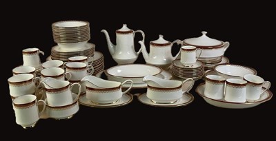 Lot 264 - ROYAL ALBERT: 'Holyrood' pattern dinner and...