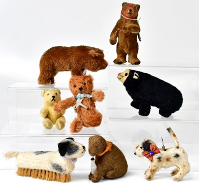 Lot 484 - A collection of bear and dog small toys...