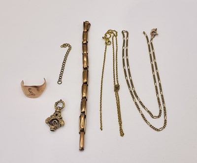 Lot 651 - A 9ct yellow gold signet section, a cut 9ct...