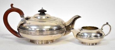 Lot 693 - FORDHAM & FORDHAM; a George V hallmarked...