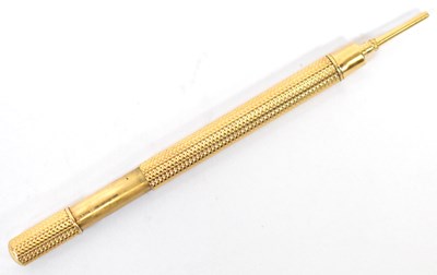 Lot 542 - SAMPSON MORDAN & CO; an 18ct yellow gold...