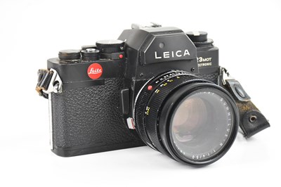 Lot LEICA; a R3 Mot electronic 35mm film camera...