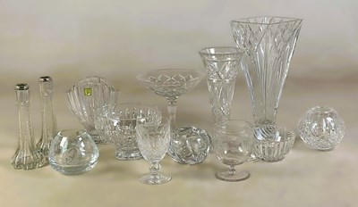 Lot 386 - A quantity of leaded, crystal and hand blown...