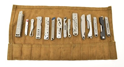 Lot 411 - A roll of fourteen various small craft blade...
