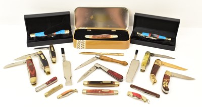 Lot 412 - A group of twenty-one penknives, various sizes...