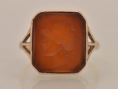 Lot 1310 - A 19th century 9ct yellow gold agate intaglio...