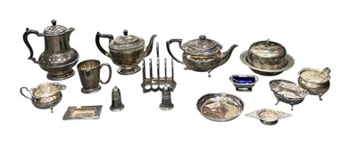 Lot 1073 - A quantity of assorted silver plated items...