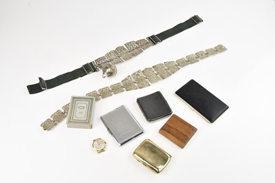 Lot 2253 - A group of collectors' items comprising five...