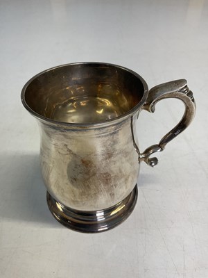 Lot 564 - MAPPIN & WEBB LTD; a George VI hallmarked...