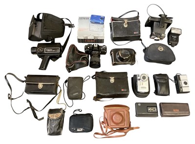 Lot 483 - A quantity of assorted early 20th century and...