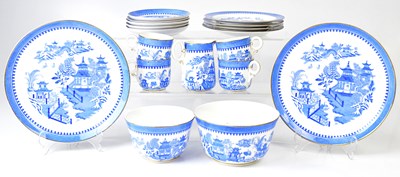 Lot 292 - ROYAL WORCESTER; a blue and white 'Willow'...
