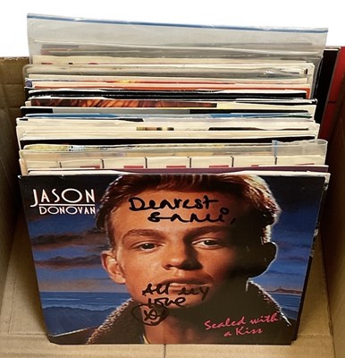 Lot 517 - A collection of approximately forty-five 45rpm...