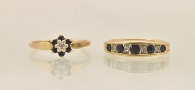 Lot 1333 - Two 9ct yellow gold dress rings, one with...