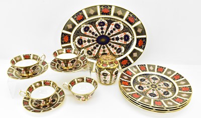 Lot 289 - ROYAL CROWN DERBY; thirteen items of Imari...