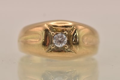Lot 1304 - A 9ct yellow gold white stone set solitaire...