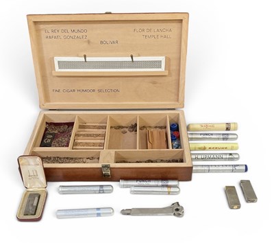 Lot 398 - SMOKING INTEREST; a modern Bolivar Fine Cigar...
