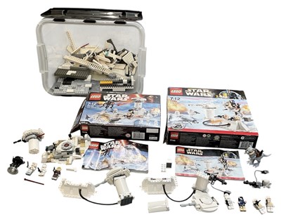 Lot 612 - LEGO; two Lego Star Wars sets comprising Hoth...