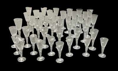 Lot 720 - A small quantity of assorted cut and crystal...