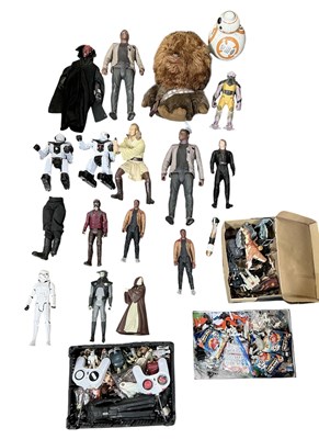 Lot 643 - STAR WARS; a large quantity of assorted action...