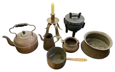 Lot 587 - A group of assorted metalware including copper...