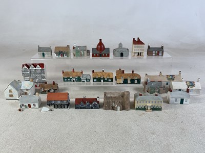 Lot 282 - W H GOSS; a quantity of crested china models...