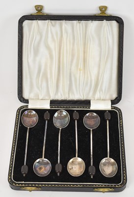Lot 1178 - A cased set of six Elizabeth II hallmarked...