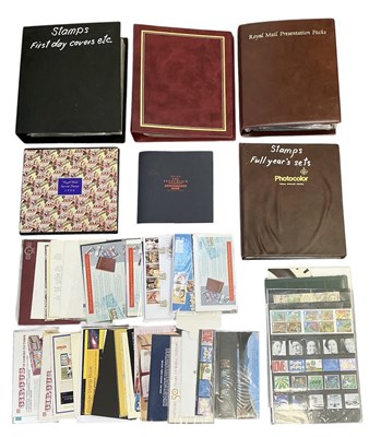 Lot 540 - A quantity of assorted all world stamps and...