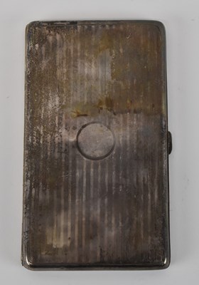 Lot 1100 - WILLIAM NEALE & SON LTD; a George V hallmarked...