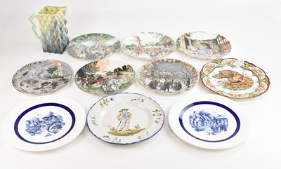 Lot 1316 - An early 20th century Wedgwood plate, 'Gelert',...