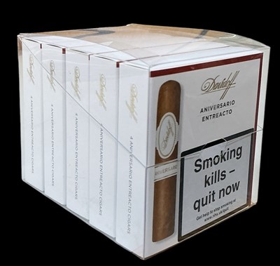 Lot 381 - DAVIDOFF; a box of five sealed boxes of four...